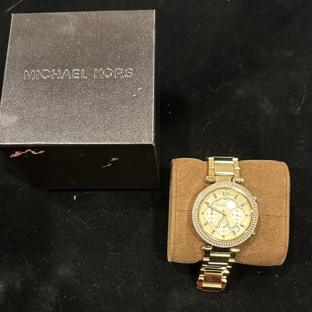 Michael Kors Gold-Tone women’s Watch